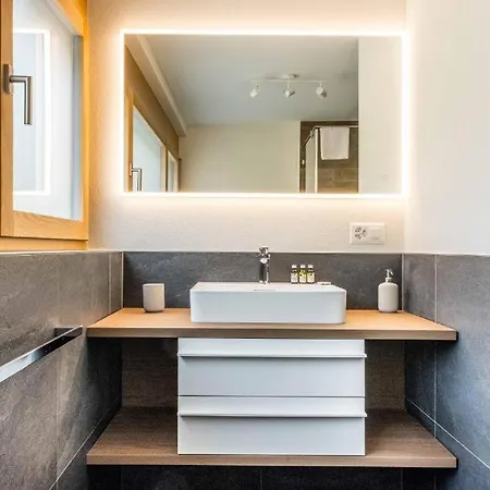 Eiger Panoramica - Aare Jungfrau Ag Apartament